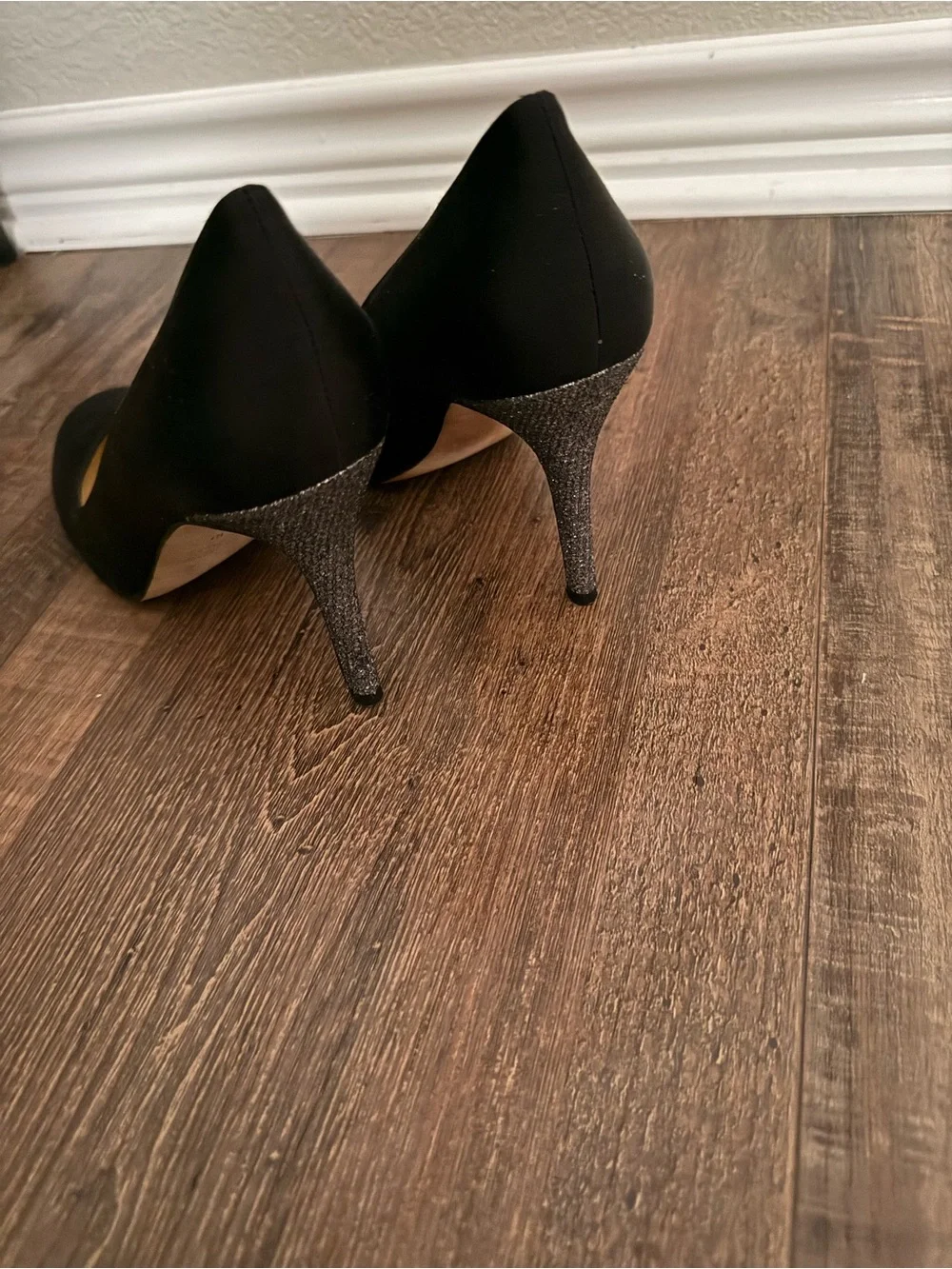 kate spade Black Round-Toe Pump with Textured Stiletto Heel